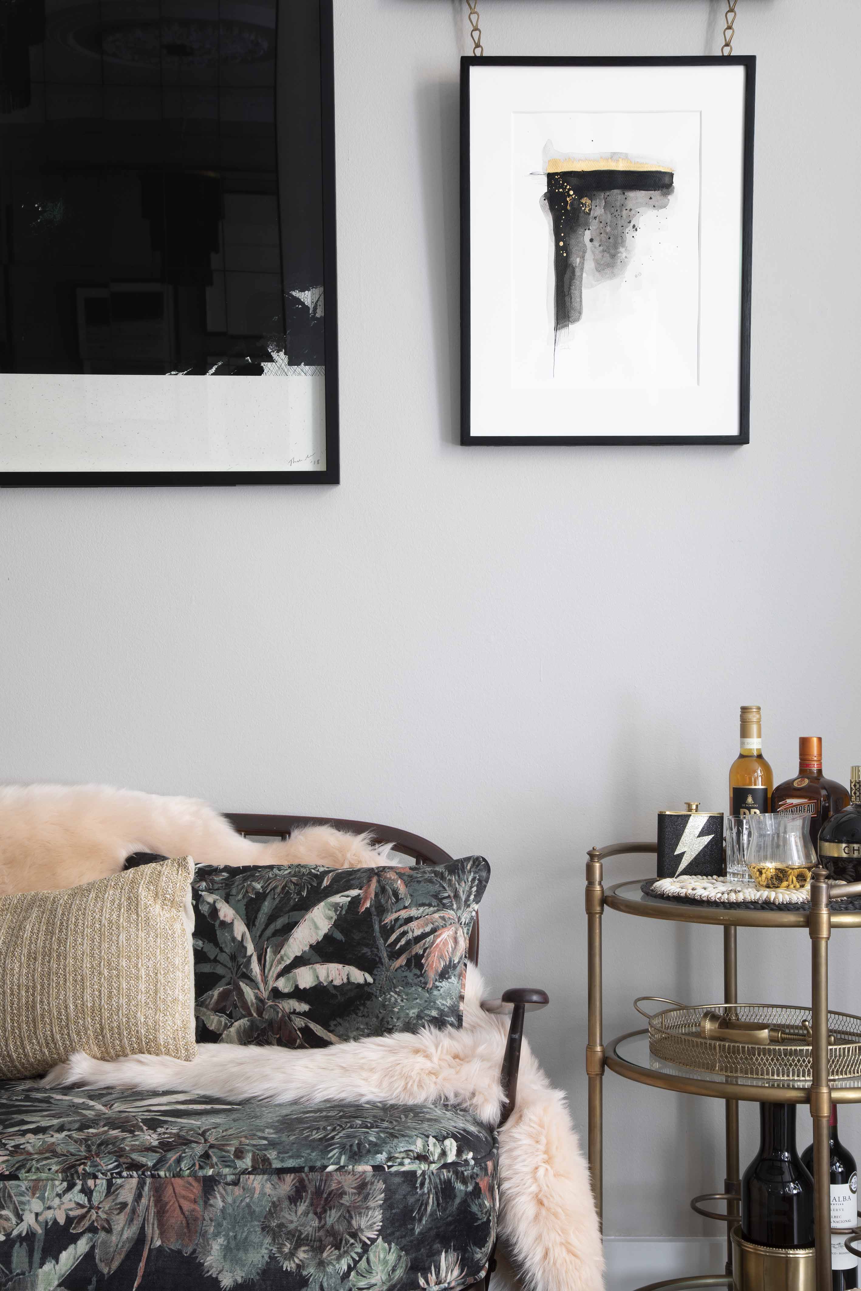 Notting Hill Apartment Interior Designed Luxury Antique Art Rail Notting Hill Apartment Interior Designed Luxury Antique Art Rail Chains Tropical Print Sofa Velvet Brass Drinks Trolley Sheepkin Dulux Heritage Pebble Grey